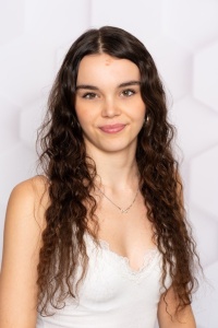 Kyra M